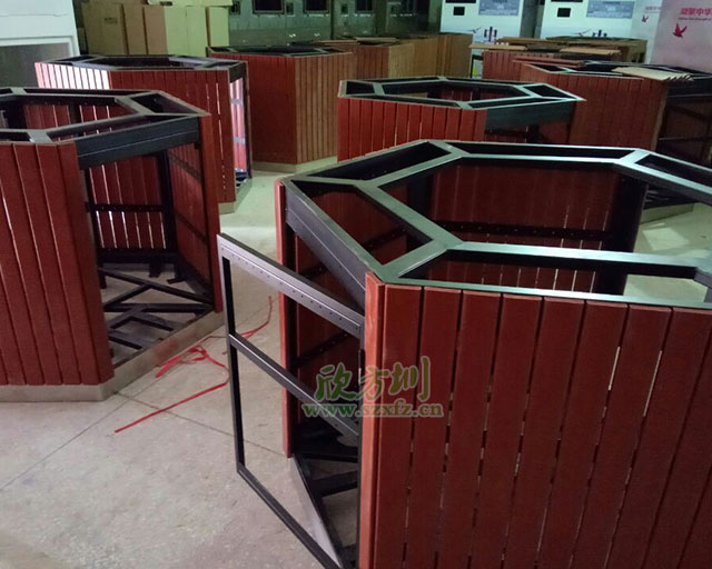 ?？诨疖?chē)站站臺(tái)花盆垃圾桶生產(chǎn)工藝